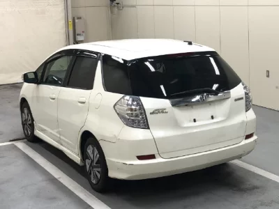 HONDA FIT SHUTTLE