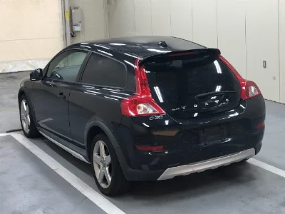 VOLVO C30