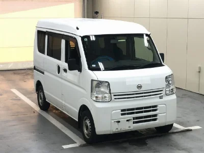 NISSAN CLIPPER VAN