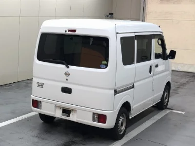 NISSAN CLIPPER VAN