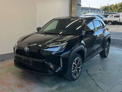 TOYOTA YARIS CROSS 1