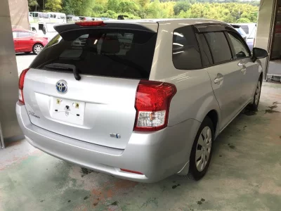 TOYOTA COROLLA FIELDER