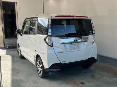 TOYOTA TANK