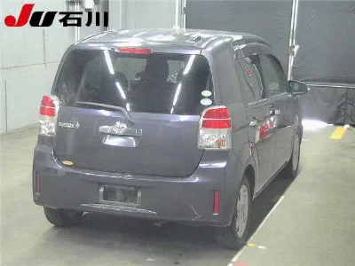 TOYOTA SPADE