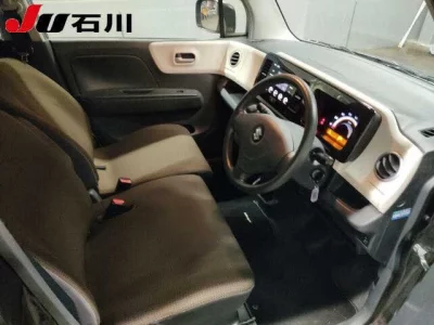 SUZUKI MRWAGON