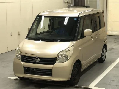 NISSAN ROOX