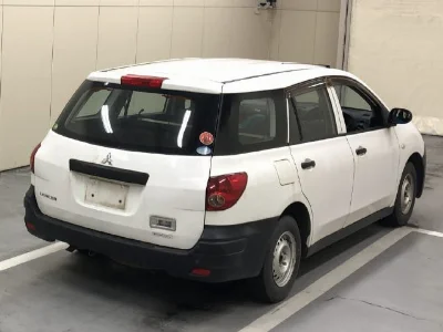 MITSUBISHI LANCER VAN