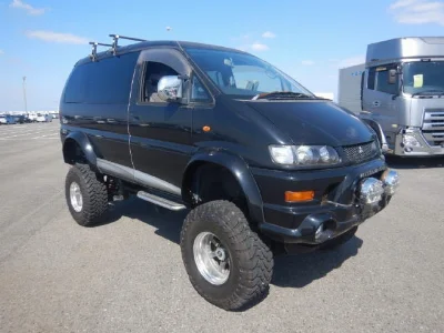 MITSUBISHI DELICA