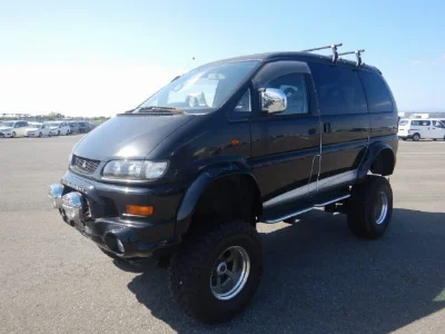 MITSUBISHI DELICA