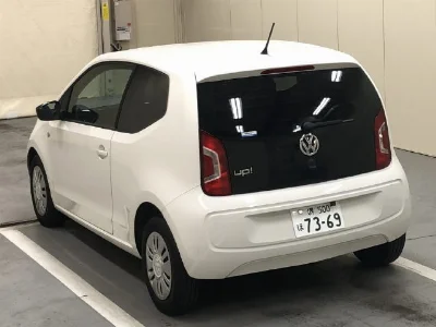 VOLKSWAGEN UP!
