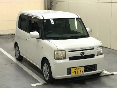 DAIHATSU MOVE CONTE