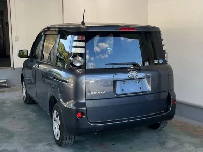 TOYOTA SIENTA