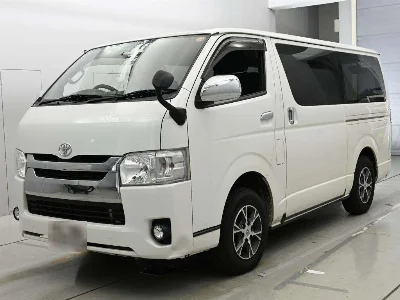 TOYOTA REGIUS VAN