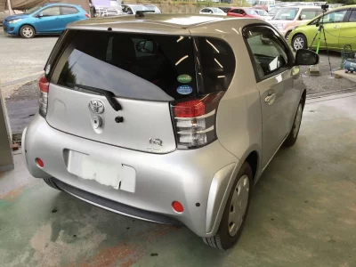 TOYOTA IQ