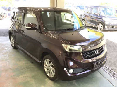 TOYOTA BB
