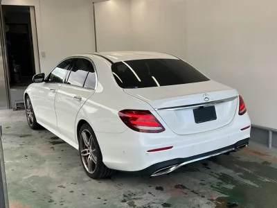 MERCEDES BENZ E CLASS