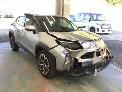TOYOTA YARIS CROSS 3