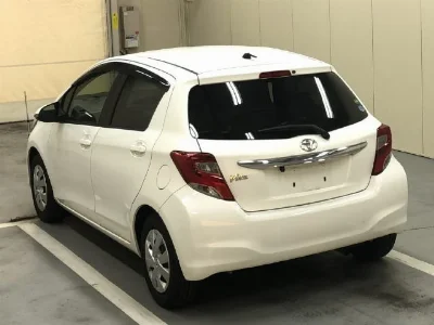 TOYOTA VITZ