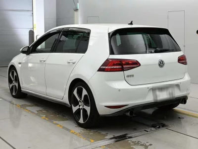 VOLKSWAGEN GOLF  GTI
