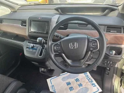 HONDA FREED+