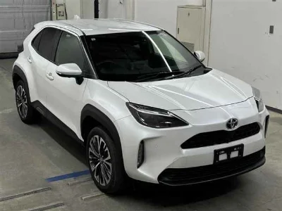 TOYOTA YARIS CROSS 1