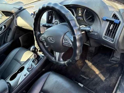 NISSAN SKYLINE
