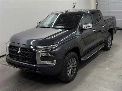 MITSUBISHI TRITON