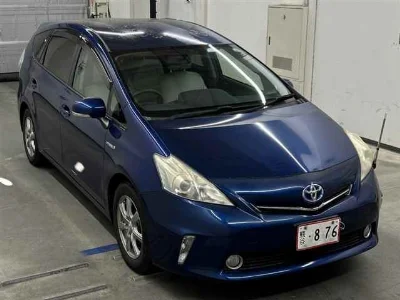 TOYOTA PRIUS ALPHA
