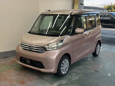 NISSAN DAYZ ROOX