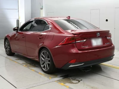 LEXUS IS