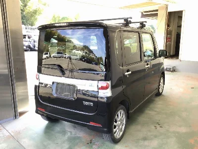 DAIHATSU TANTO 4
