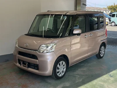 DAIHATSU TANTO 1