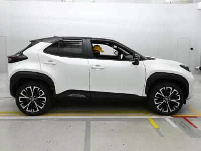 TOYOTA YARIS CROSS