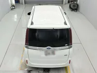 Цена авто Toyota Noah с аукционов Японии, номер кузова ZWR80G, пробег 82 000, оценка 3