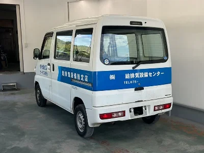 NISSAN CLIPPER VAN 2