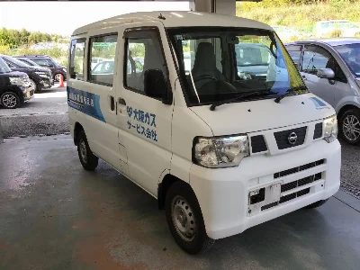 NISSAN CLIPPER VAN 3