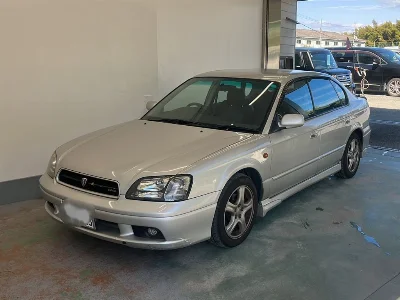SUBARU LEGACY B4