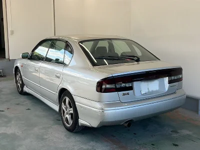 SUBARU LEGACY B4