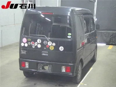 NISSAN CLIPPER VAN
