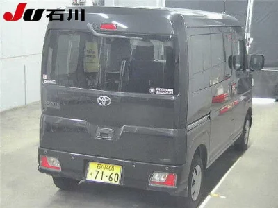 TOYOTA PIXIS VAN