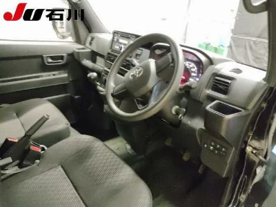 TOYOTA PIXIS VAN