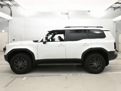 TOYOTA LAND CRUISER 250