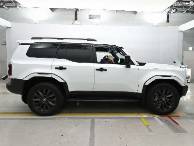 TOYOTA LAND CRUISER 250