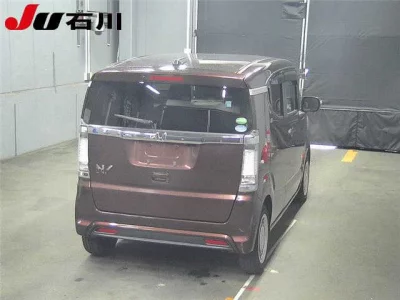 HONDA N BOX SLASH