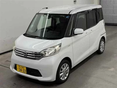 NISSAN DAYZ ROOX