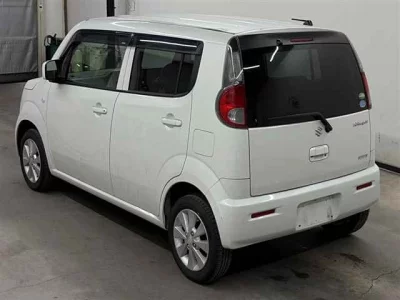 SUZUKI MRWAGON