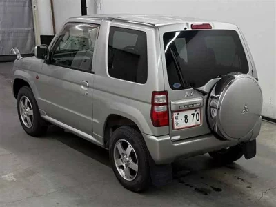 MITSUBISHI PAJERO MINI
