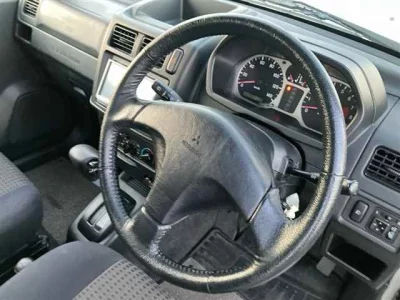 MITSUBISHI PAJERO MINI