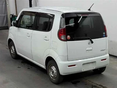 SUZUKI MRWAGON