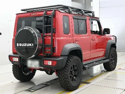 SUZUKI JIMNY NOMADE